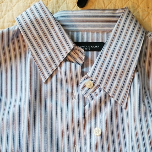 Button down - Picture 2 of 2